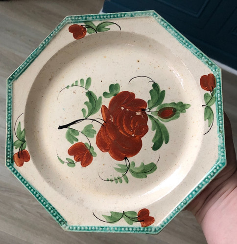 Ancienne assiette octogonale - ancienne,